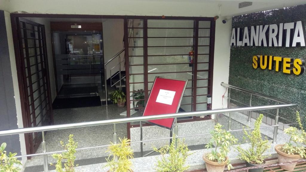 Alankrita Suites & Party Halls Meerut Exterior foto