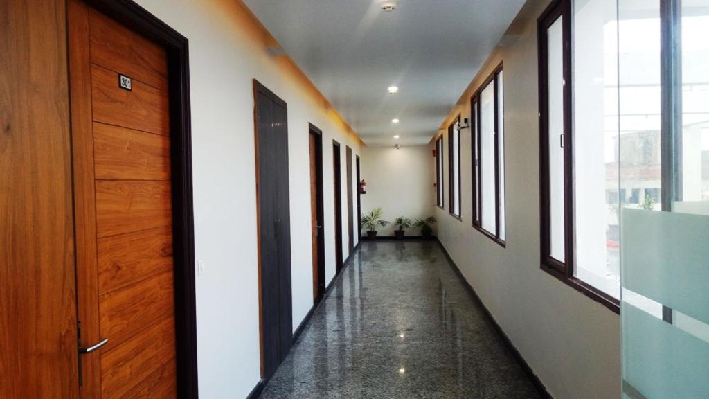 Alankrita Suites & Party Halls Meerut Exterior foto