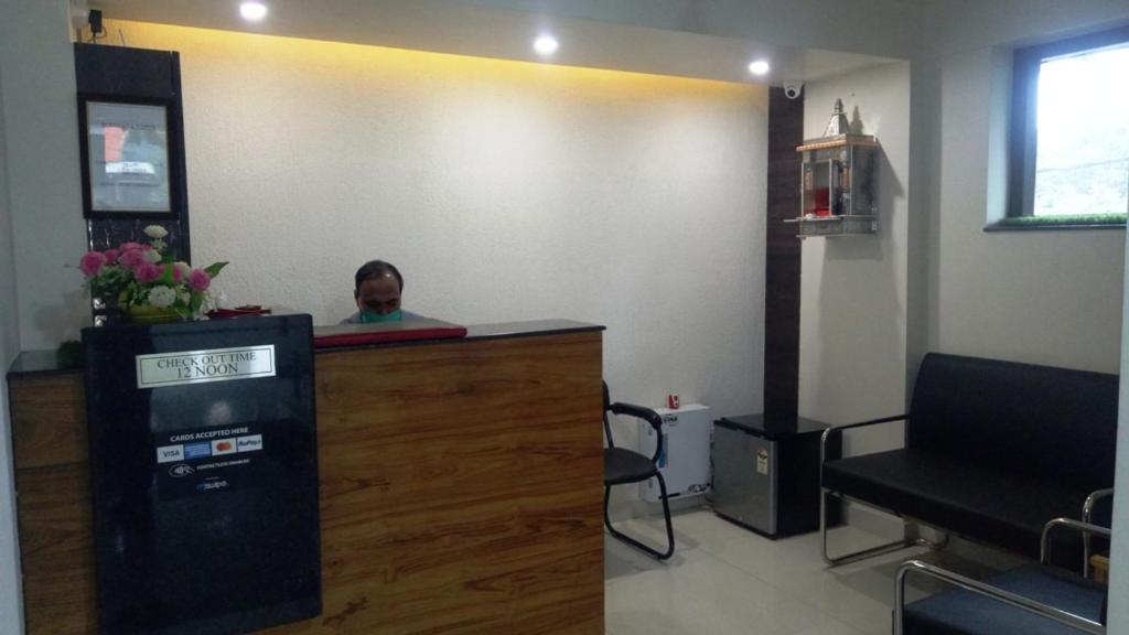 Alankrita Suites & Party Halls Meerut Exterior foto