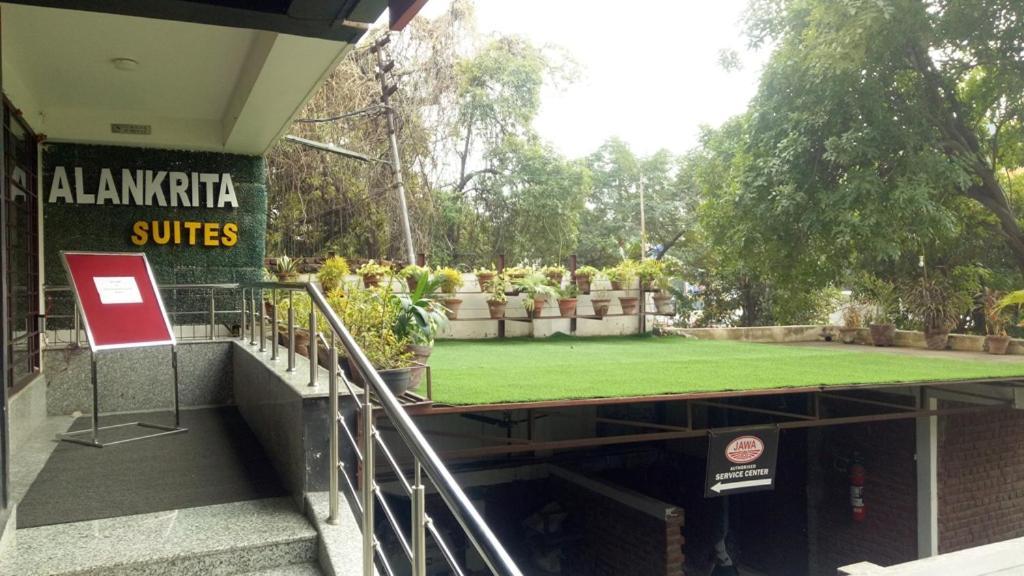Alankrita Suites & Party Halls Meerut Exterior foto